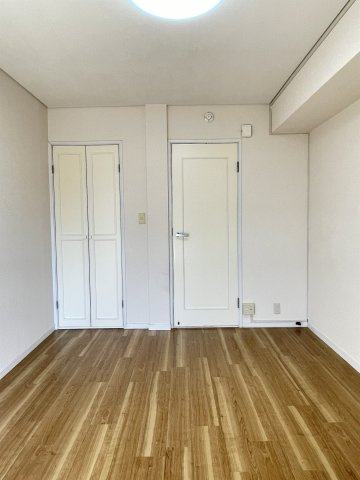 ビヤン・フレックスの居間・リビング