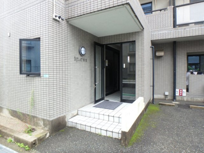 【エントランス】 | エクレ西宮 | 落ち着いたエントランスです