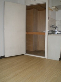 久保ビルの収納