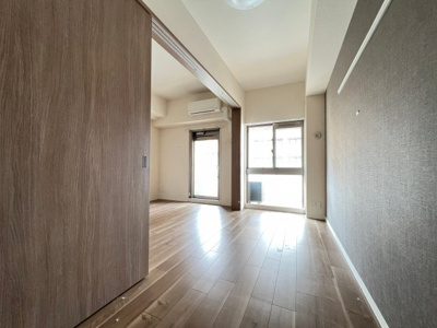 【洋室】 | プレサンス心斎橋ニスト