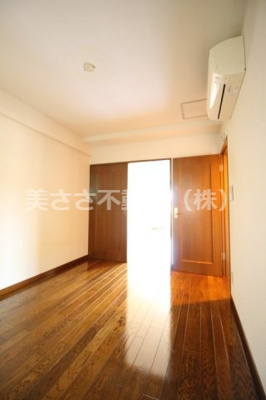 【洋室】 | ジョイ・パレス