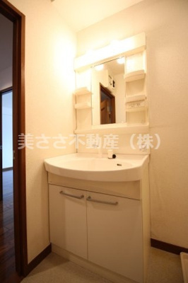 【独立洗面台】 | ジョイ・パレス | ～朝の身だしなみはこちら～