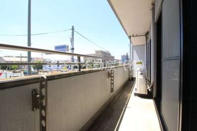 【バルコニー】 | ジョイ・パレス | ～お布団と洗濯物干せます～