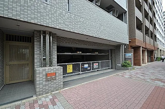 エスリード三宮第3の駐車場