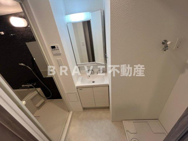 S-RESIDENCE堺筋本町Deuxの洗面所|忙しい朝には欠かせない洗面所です