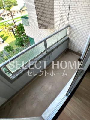 【バルコニー】 | ヴィラ88 | お洗濯にも便利なバルコニー付き