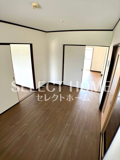 【寝室】 | ヴィラ８８ | 落ち着いた色調の寝室です