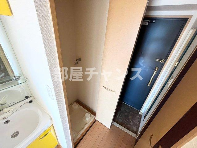 プレサンス名古屋城前の玄関