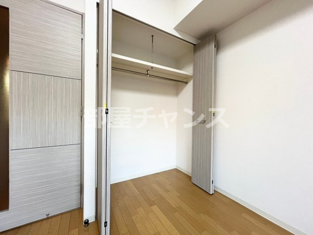 プレサンス名古屋城前ラバンカの収納