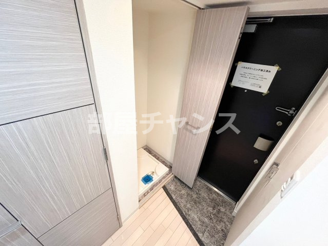 プレサンス名古屋城前ラバンカの玄関