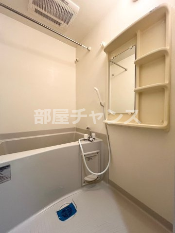 プレサンス名古屋城前ラバンカの浴室