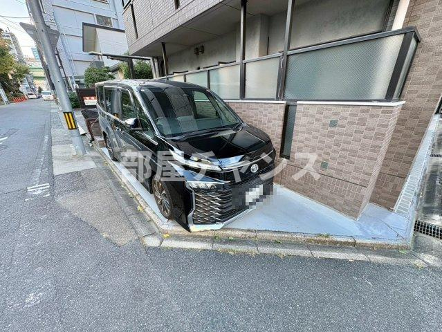 サウスパークイズミの駐車場