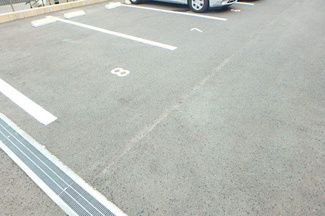 敷地内駐車場、要空き確認♪