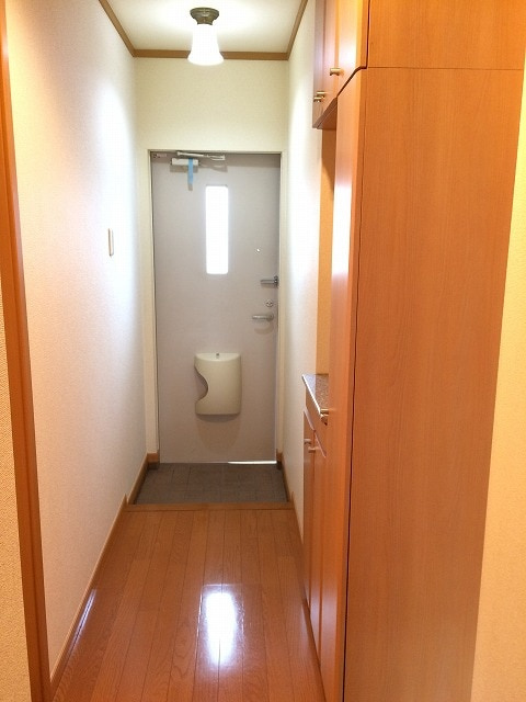 ヴェルジュＭⅡの玄関
