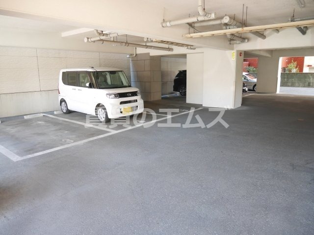 【駐車場】 | ベルパークⅡ | ベルパークⅡの駐車場