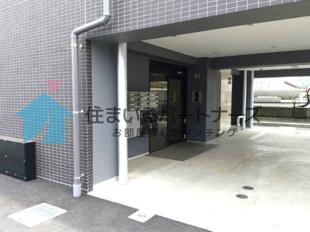 ソフィア21新合川のエントランス|清潔なエントランスです
