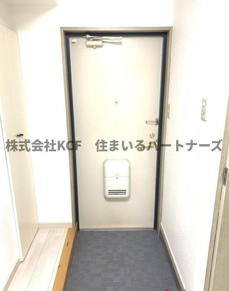 ラ バンリュ東合川の玄関|シンプルで使いやすい玄関です