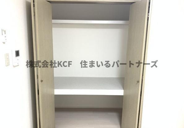 ラ バンリュ東合川の収納|こまごまとしたものを収納できそうですね