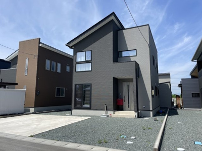 【外観】 | 東根市神町西中古住宅【築浅】 | 現地外観写真。ご案内予約受付中です！