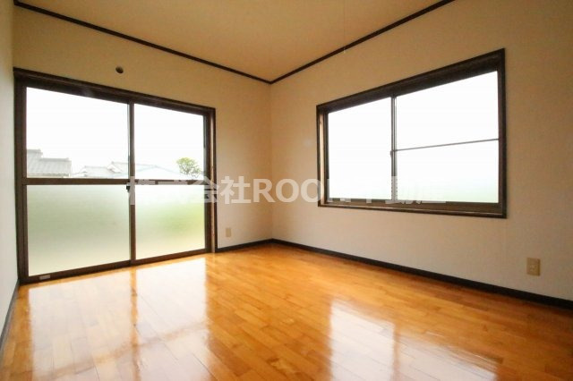 藤元貸家の洋室