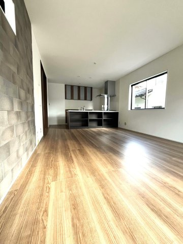 マ・メゾン　佐伯区藤の木3丁目　№96のキッチン|カップボード付き