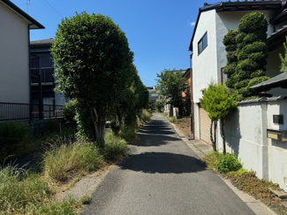 【前面道路含む現地写真】