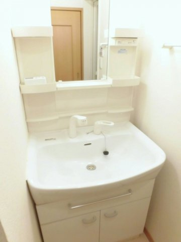 ＪＯＹＦＵＬ　ＨＯＵＳＥの洗面所|広い洗面スペース