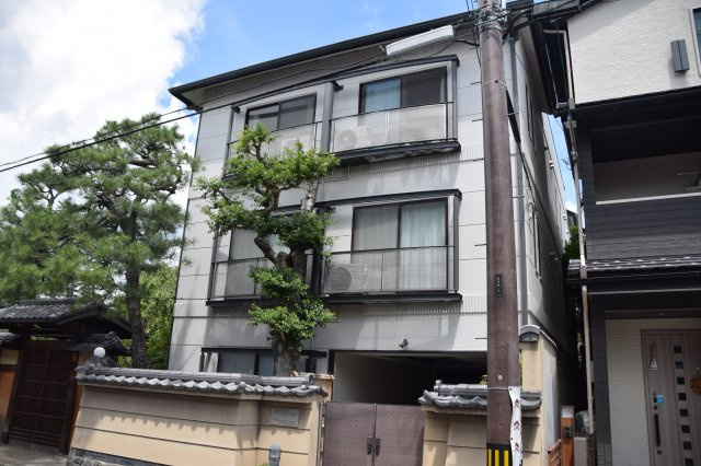 下鴨アイビーハウスの外観