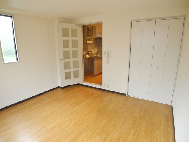 下鴨アイビーハウスの居間・リビング