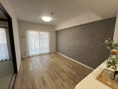 【居間・リビング】 | コスモ船橋滝不動 | 仲介手数料無料物件が多数ございます！お気軽にお問い合わせください。