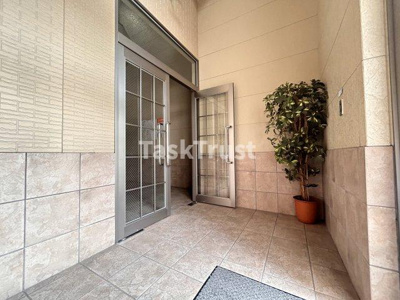 【エントランス】 | Luna Court