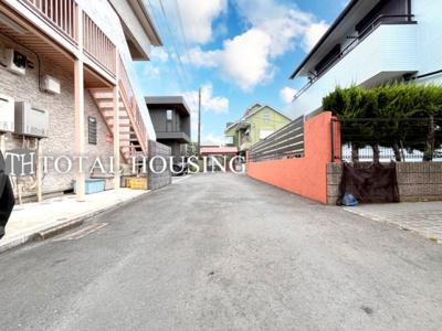 【前面道路含む現地写真】 | 小金井市梶野町2丁目　新築戸建　全2棟