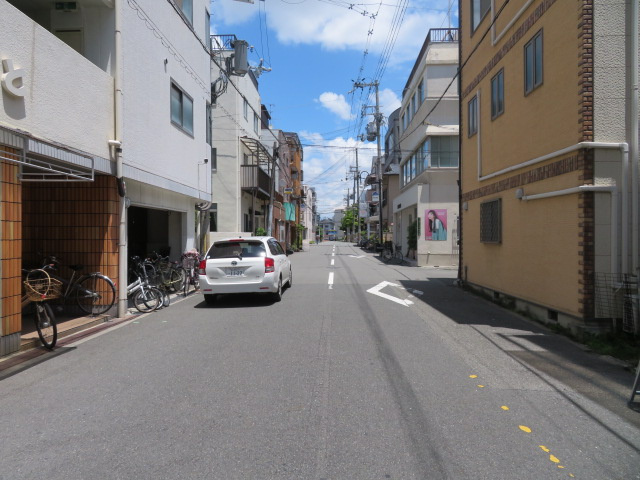 大阪市東淀川区相川２丁目のビルの周辺