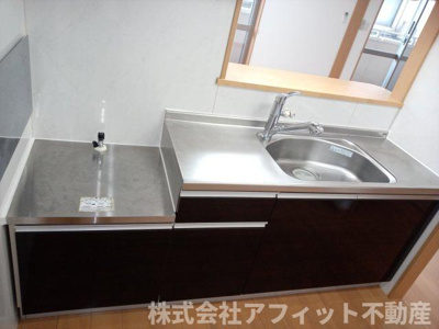 【キッチン】 | ヴィヴァーチェ曙 | 室内物干し※イメージです