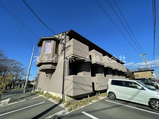 セザンヌ小坂井の外観