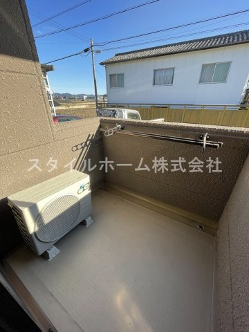 セザンヌ小坂井のバルコニー