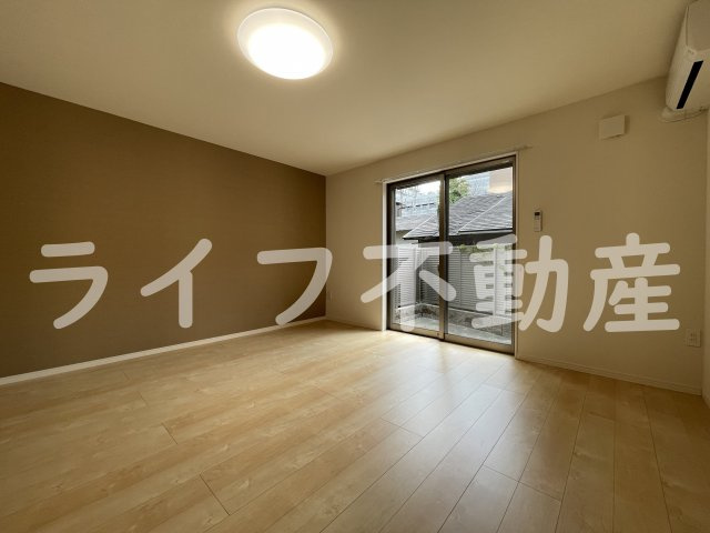 サニープレイス岩田の洋室|使い勝手のいい洋室です