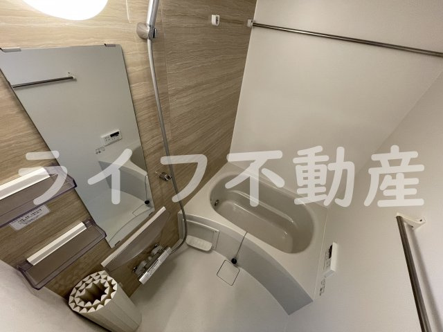 サニープレイス岩田の浴室|ゆったり過ごせるお風呂です