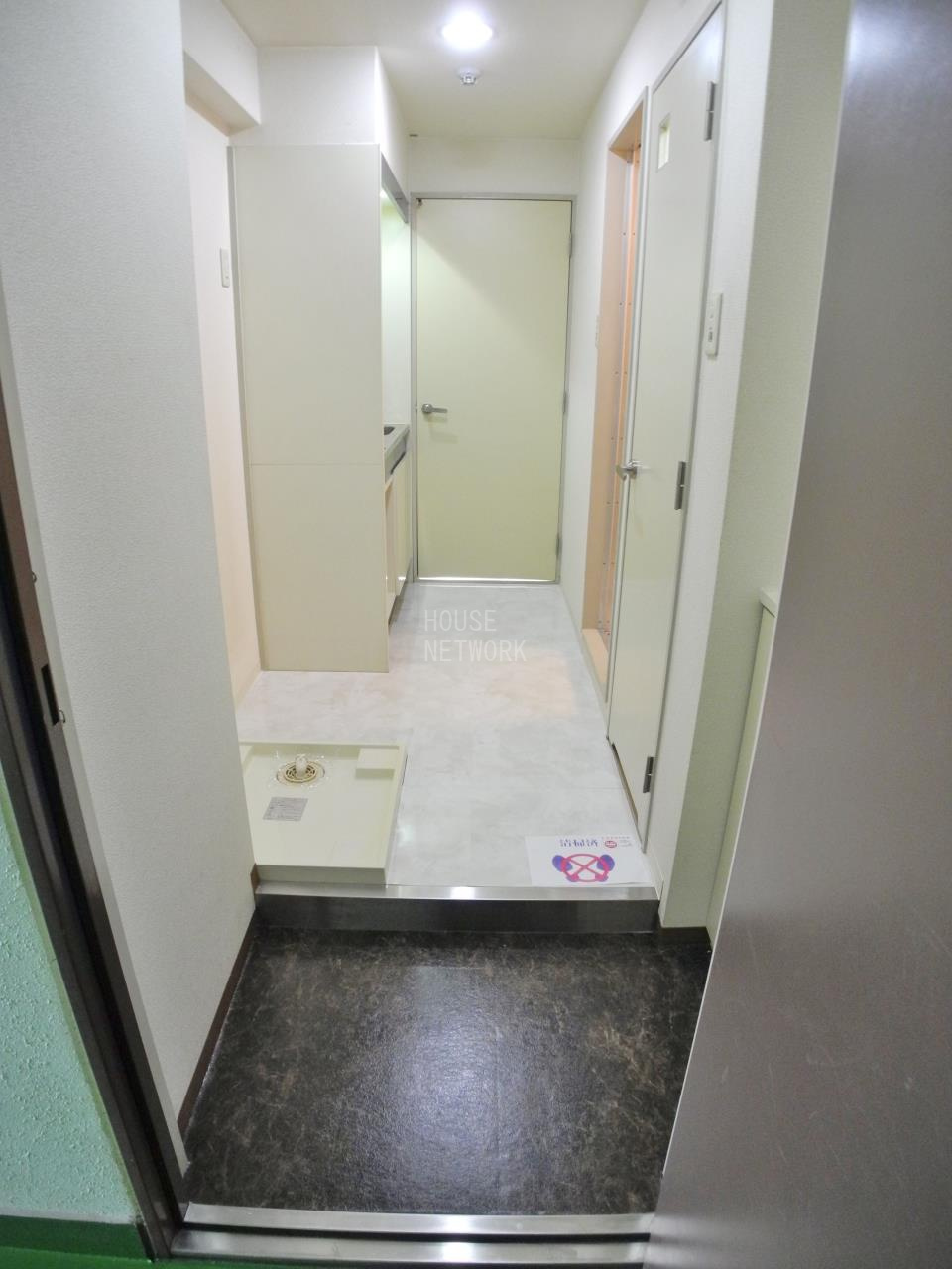 ソレーユコニシの玄関