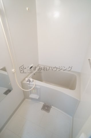 ヴェルドミール栄根の浴室