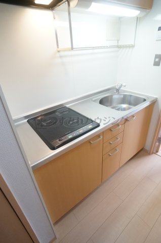 ヴェルドミール栄根のキッチン