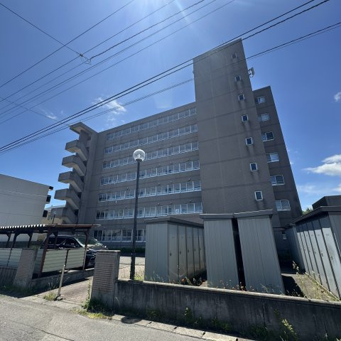 ティアラ高砂ハイツ