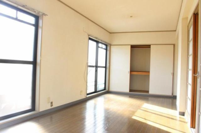 クリエイトビーンズの居間・リビング|ゆったりとした居間です