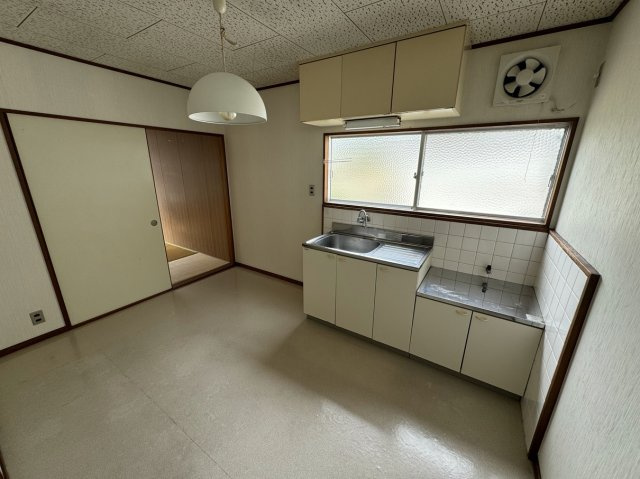 津崎アパートBの居間・リビング