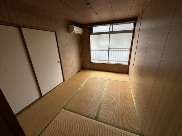 津崎アパートBの和室