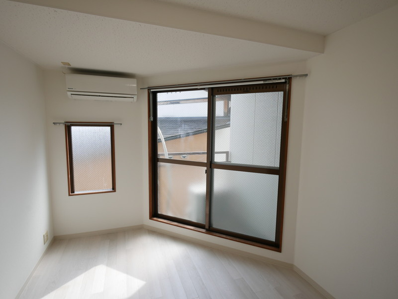 キャニオンテラスⅢの居間・リビング|セパレート改装部屋