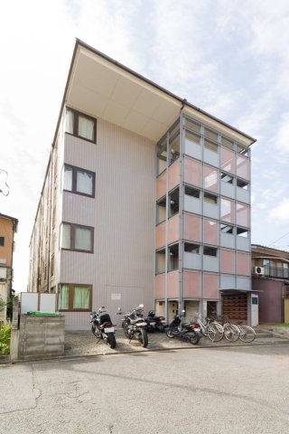 キャニオンテラスⅢの外観