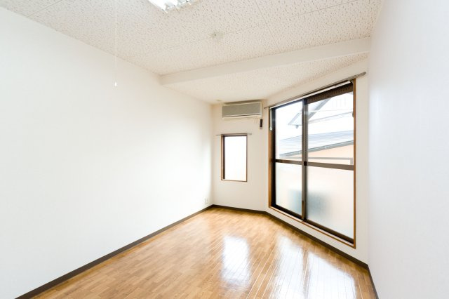 キャニオンテラスⅢの居間・リビング