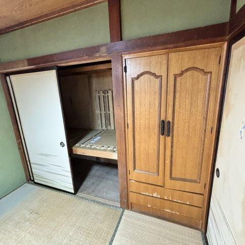 室蘭市みゆき町2丁目2-6の玄関