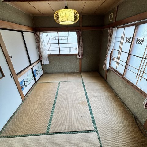 室蘭市みゆき町2丁目2-6の和室